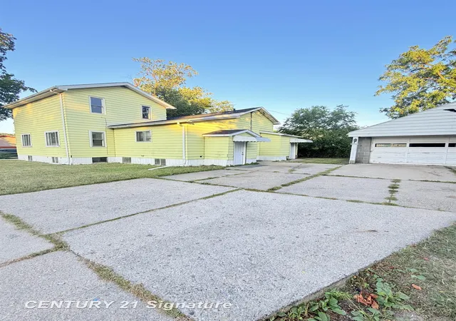 17th image of 721 Lyon St, Saginaw, MI 48602 | MLS# 50219133
