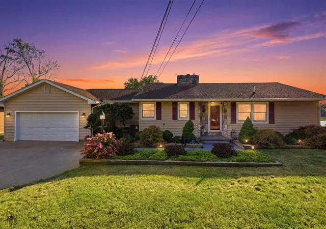 Photo 1 of Single family home for sale at 409 Grandview Ave, Homer, MI 49245 | MLS# 70543770 | Listing updated on 2026-09-09