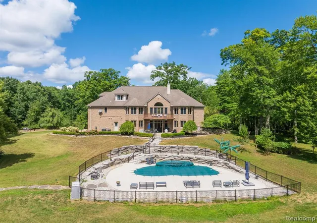 Photo 1 of Mansion for sale at 2550 Birch Grove Ct, Oxford, MI 48370 2251 | MLS# 61024590 | Listing updated on 2026-09-12