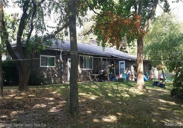 Photo 1 of Single family home for sale at 6741 Highland Rd, Waterford, MI 48327 | MLS# 60066747 | Listing updated on 2026-08-03