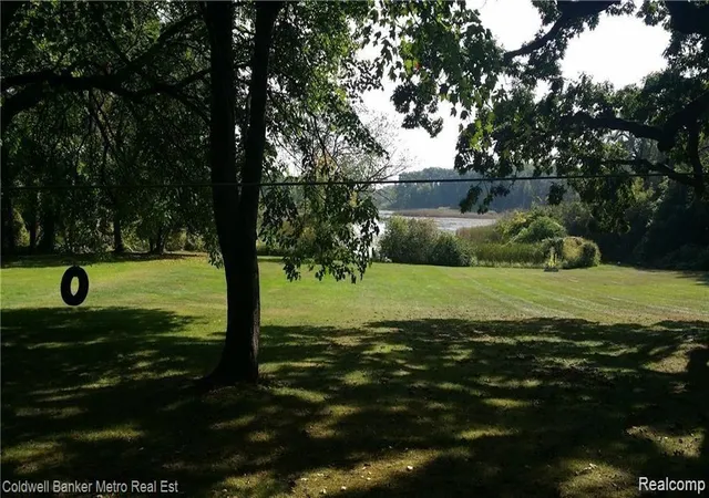 Photo 2 of Single family home for sale at 6741 Highland Rd, Waterford, MI 48327 | MLS# 60066747 | Listing updated on 2026-08-03