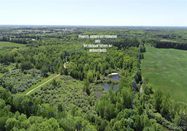 Homes for sale in Imlay City, MI | 6250 Stine Rd, Imlay City, MI 48444 | MLS# 60998130