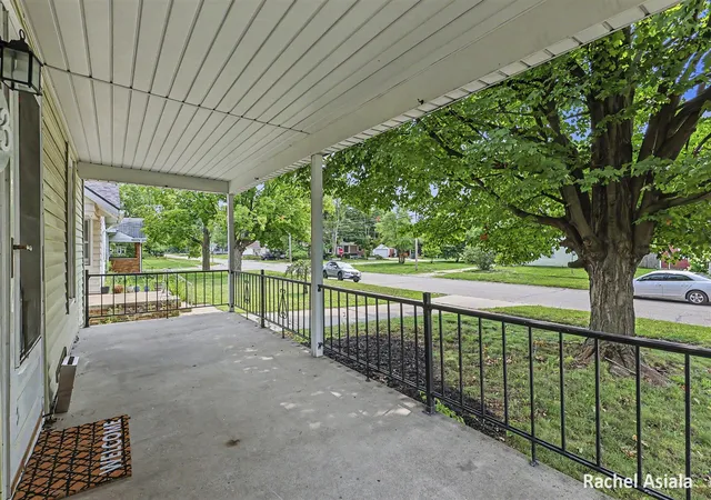 2nd image of 143 Murray St, Grand Rapids, MI 49548 | MLS# 70552148