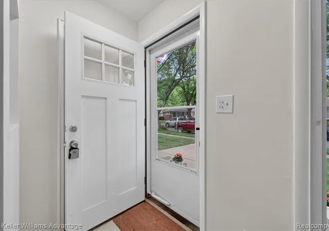 Homes for sale in Oak Park, MI | 21681 Sussex St, Oak Park, MI 48237 | MLS# 61005651