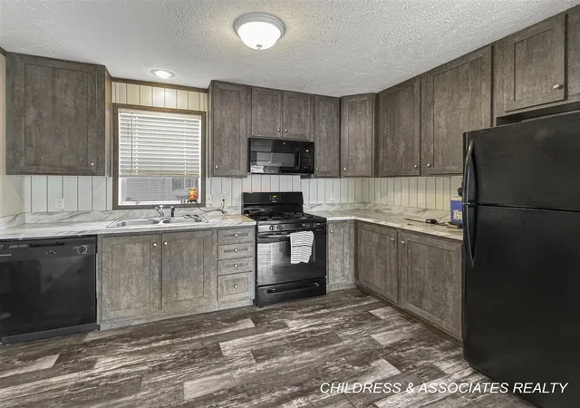 Photo 3 of Single family home for sale at 1267 Avenue A #Unit 133, Springfield, MI 49037 | MLS# 70553005 | Listing updated on 2026-08-31