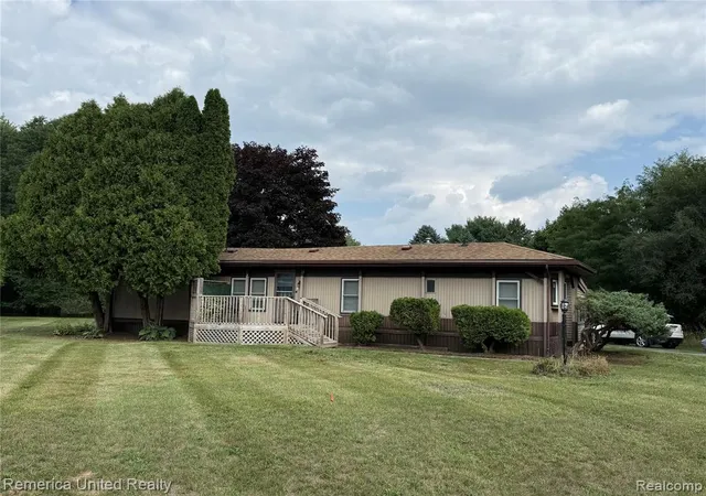 Photo 1 of Single family home for sale at 679 Menominee Dr, Howell, MI 48843 9153 | MLS# 61023811 | Listing updated on 2026-09-20