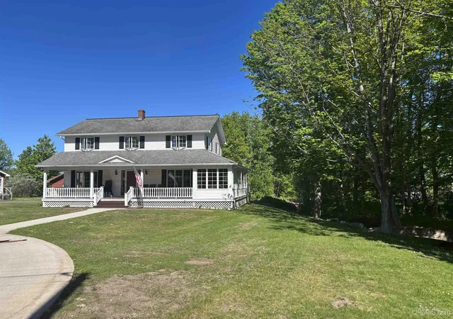 Homes for sale in Chassell, MI | 42524 Wilson Memorial Dr, Chassell, MI 49916 | MLS# 50209589