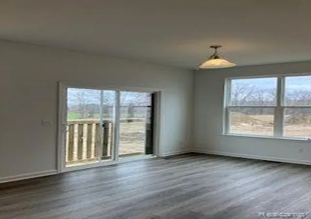3rd image of 7884 Willis Rd, Ypsilanti, MI 48197 | MLS# 61006895