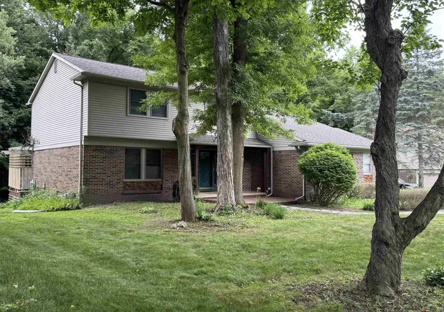 Homes for sale in Farmington Hills, MI | 34711 Valley Forge Dr, Farmington Hills, MI 48331 | MLS# 50213501