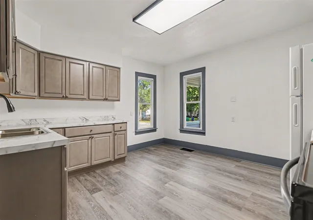 Photo 2 of Single family home for sale at 127 South St, Colon, MI 49040 | MLS# 70555418 | Listing updated on 2026-09-12