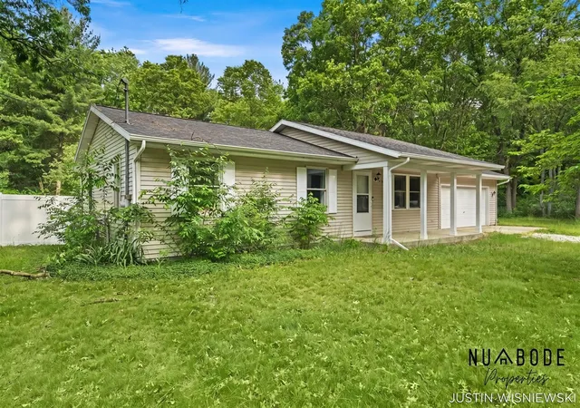 Homes for sale in Whitehall, MI | 5961 N Weber Rd, Whitehall, MI 49461 | MLS# 70538048