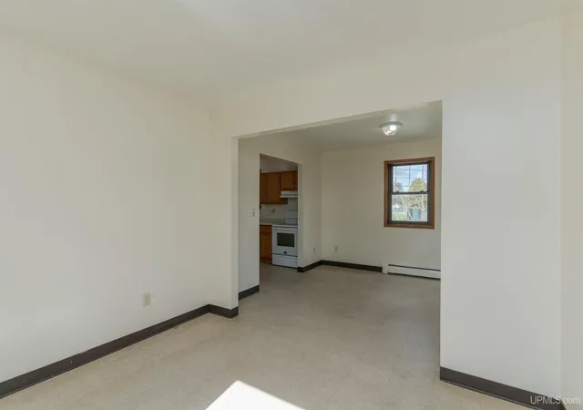 Photo 3 of Single family home for sale at 400 Brule Ave, Caspian, MI 49915 | MLS# 50190007 | Listing updated on 2026-08-25