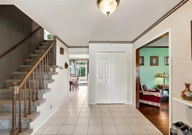 Photo 4 of Single family home for sale at 53256 Eastbourne Dr, Shelby Twp, MI 48316 2717 | MLS# 61024477 | Listing updated on 2026-08-29