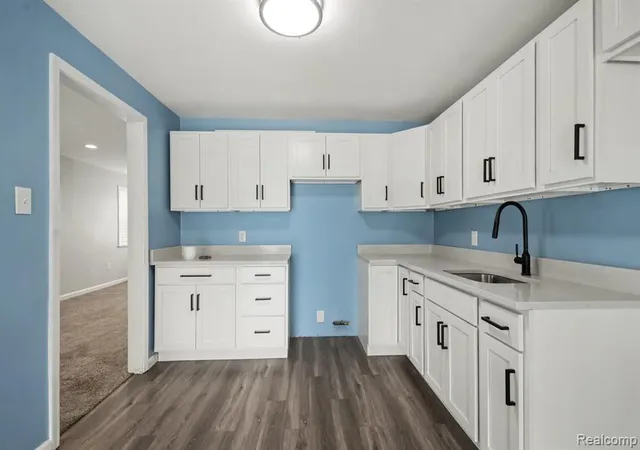 Photo 4 of Sale Pending at 25210 Rosenbusch Blvd, Warren, MI 48089 1572 | MLS# 61024607 | Listing updated on 2026-10-12