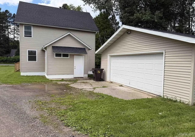 Homes for sale in Iron River, MI | 140 Caspian Cutoff Rd, Iron River, MI 49935 | MLS# 50213340