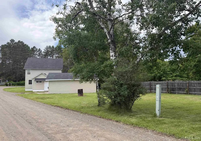 Homes for sale in Iron River, MI | 140 Caspian Cutoff Rd, Iron River, MI 49935 | MLS# 50213340
