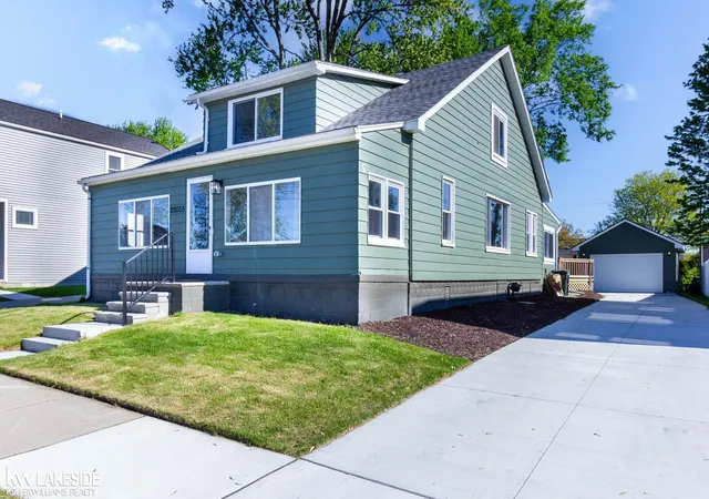 Homes for sale in Saint Clair Shores, MI | 22005 Lakeview St, Saint Clair Shores, MI 48080 | MLS# 50207697