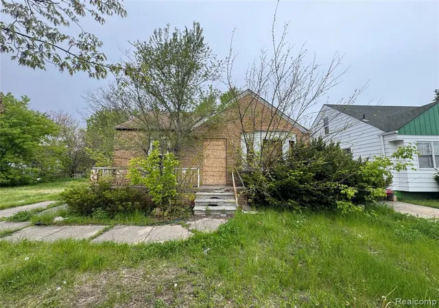 1st image of 16093 Liberal St, Detroit, MI 48205 | MLS# 60992880