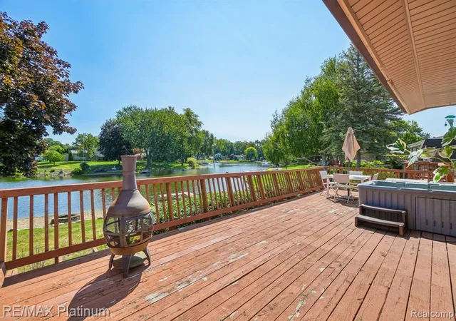 26th image of 881 Bogie Lake Rd, White Lake, MI 48383 | MLS# 61017664