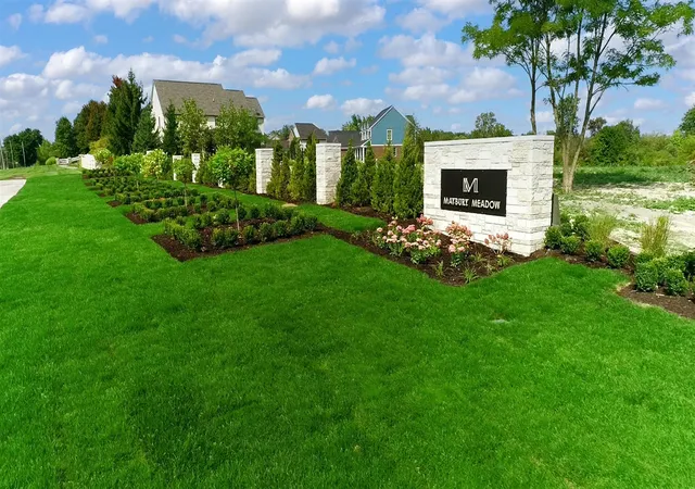 2nd image of 19191 Maybury Meadow Ct, Northville, MI 48167 | MLS# 70512025
