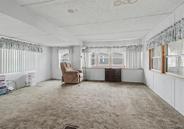 Homes for sale in Canton, MI | 39500 Warren Rd #87, Canton, MI 48187 | MLS# 60984123