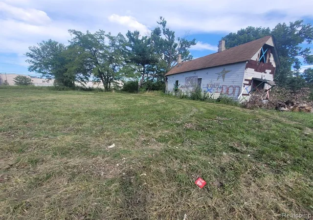 Photo 3 of Land for sale at 3424 Mount Elliott St, Detroit, MI 48207 | MLS# 60331328 | Listing updated on 2026-08-04