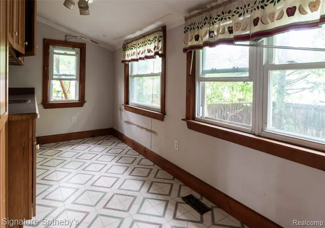 Homes for sale in Ecorse, MI | 63 E Rockwood St, Ecorse, MI 48229 | MLS# 61001695