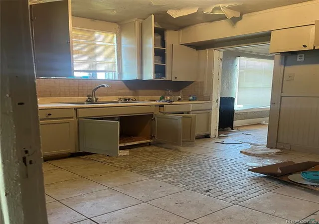 Photo 2 of Single family home for sale at 14953 Pinehurst St, Detroit, MI 48238 | MLS# 60404573 | Listing updated on 2026-06-22