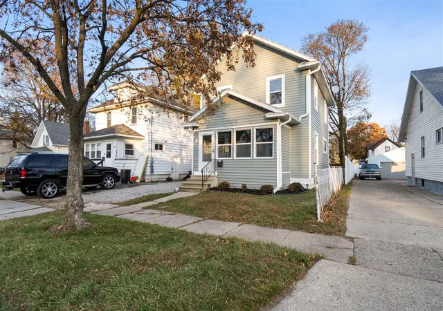 Homes for sale in Jackson, MI | 317 Orange St, Jackson, MI 49202 | MLS# 70532798