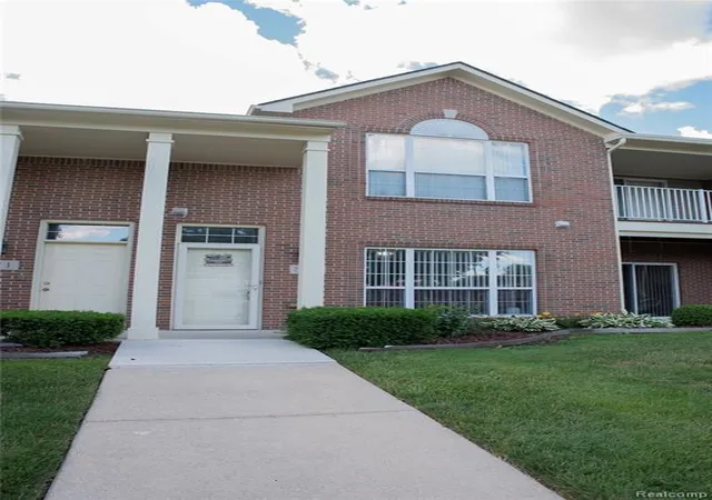 Homes for sale in Wyandotte, MI | 519 Cedar St, Wyandotte, MI 48192 | MLS# 61004192