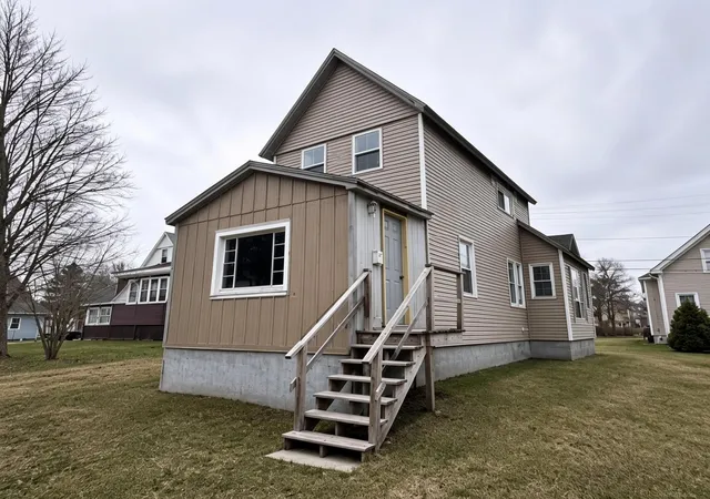 Homes for sale in Calumet, MI | 416 S Calumet St, Calumet, MI 49913 | MLS# 50208267