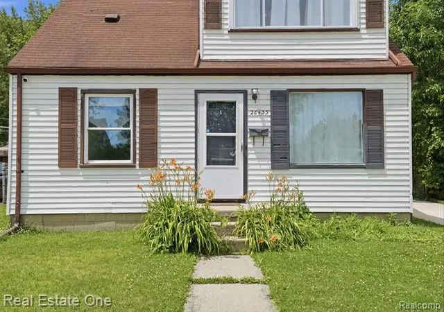 4th image of 26435 Chippendale St, Roseville, MI 48066 | MLS# 61006314