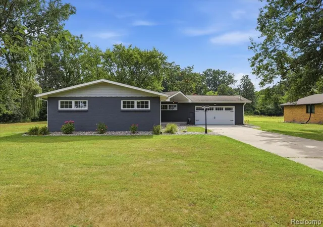 image of 1360 Hemmeter Rd, Saginaw, MI 48638 4623 | MLS# 61023653
