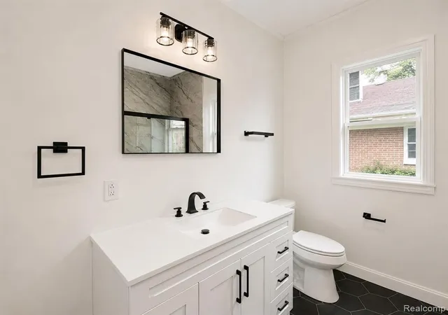 Photo 2 of House for sale at 3209 Sturtevant St, Detroit, MI 48206 1035 | MLS# 61025404 | Listing updated on 2026-08-29