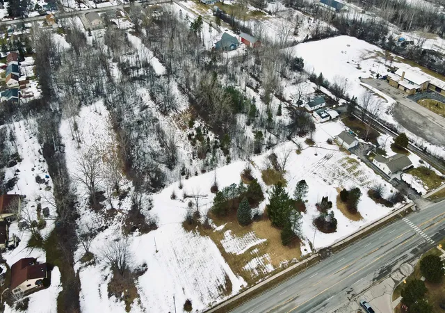 10th image of 3774 State Street Rd, Bay City, MI 48706 | MLS# 50166447