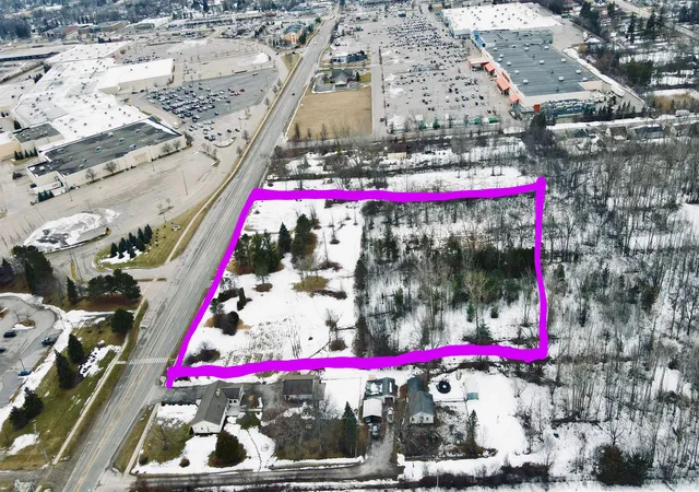 2nd image of 3774 State Street Rd, Bay City, MI 48706 | MLS# 50166447