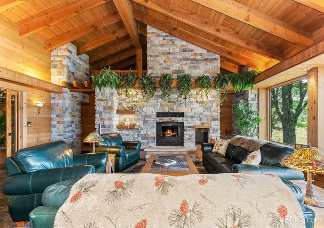 Photo 4 of Single family home for sale at 23493 Twist Lake Rd, Watersmeet, MI 49969 | MLS# 50210249 | Listing updated on 2026-06-05