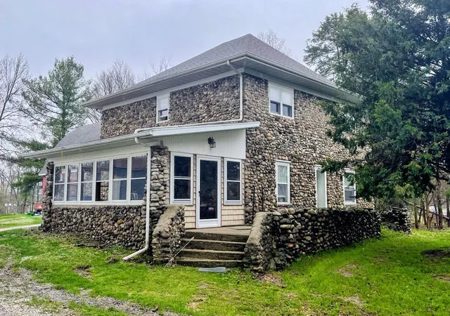 Photo 1 of Single family home for sale at 2311 E Glendora Rd, Buchanan, MI 49107 | MLS# 70543656 | Listing updated on 2026-08-25