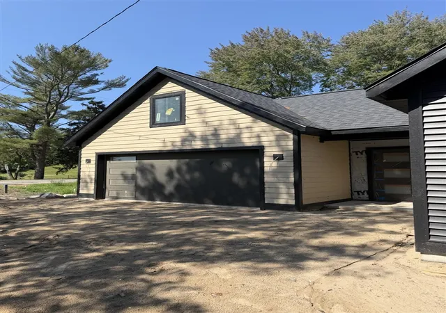 Homes for sale in Norton Shores, MI | 770 W Pontaluna Rd, Norton Shores, MI 49444 | MLS# 70543918