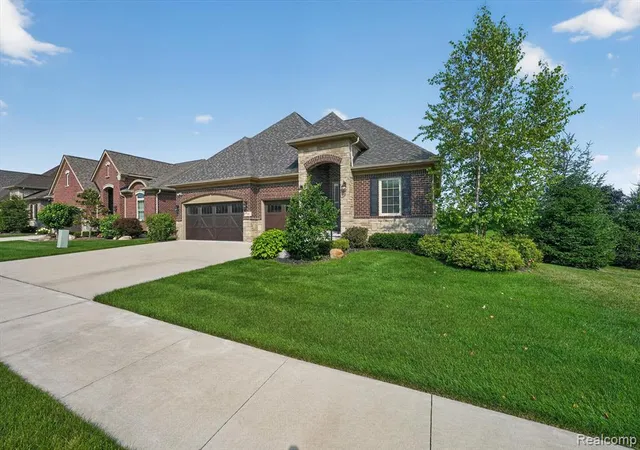 Photo 4 of Sale Pending at 7360 Venturi Dr, Washington, MI 48094 | MLS# 61014890 | Listing updated on 2026-09-02