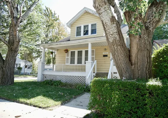 Photo 2 of Sale Pending at 13742 Hobart Ave, Warren, MI 48089 | MLS# 70499961 | Listing updated on 2025-12-09