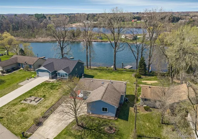 Photo 1 of Sale Pending at 2343 Huff Pl, Highland, MI 48356 | MLS# 60986519 | Listing updated on 2026-07-07