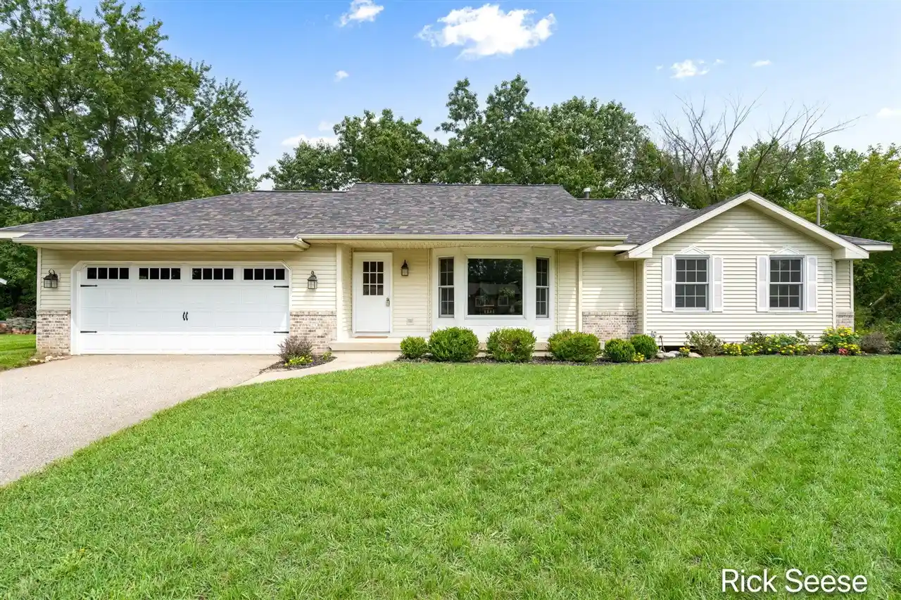 Photo 1 of Single family home for sale at 13535 Forest River Dr, Lowell, MI 49331 | MLS# 70558430 | Listing updated on 2026-10-17