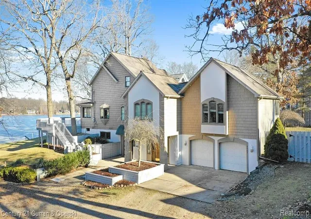 1st image of 8862 Bellemere Ct, Jackson, MI 49201 9232 | MLS# 61023127