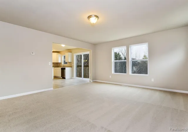 2nd image of 2110 Stillwater Dr, Davison, MI 48423 | MLS# 60979301