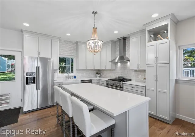 Photo 3 of Single family home for sale at 114 Bellevue Ave, Lake Orion, MI 48362 2704 | MLS# 61005673 | Listing updated on 2026-10-01