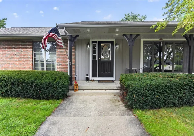 5th image of 2827 Florence Dr, Wyoming, MI 49418 | MLS# 70553443