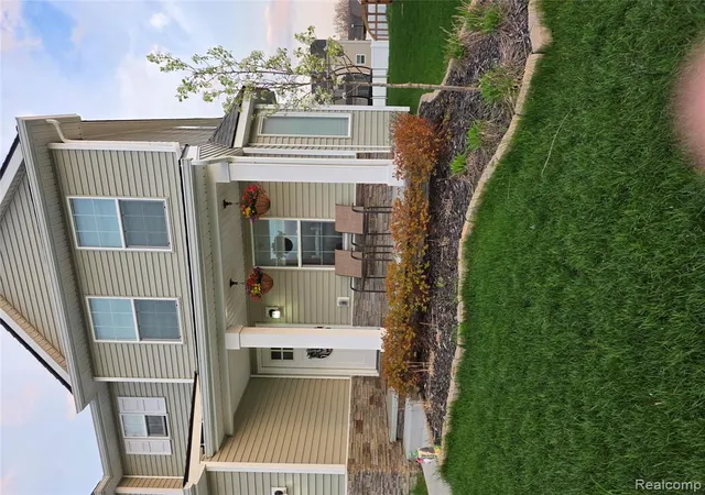 Homes for sale in Milan, MI | 683 Goldfinch Ln, Milan, MI 48160 | MLS# 60987778