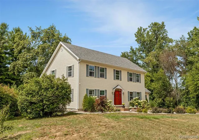 Photo 2 of Sale Pending at 21280 Merriman Rd, New Boston, MI 48164 9810 | MLS# 61025088 | Listing updated on 2026-09-21