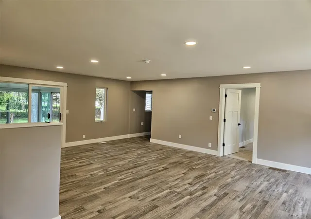 Homes for sale in Norton Shores, MI | 533 Seminole Rd, Norton Shores, MI 49444 | MLS# 70542603